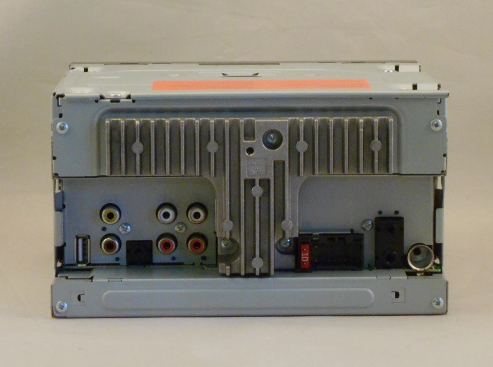 Pioneer AVH-271BT Double DIN Multimedia DVD Receiver with 6.1” Touchscreen - Image 4 of 4