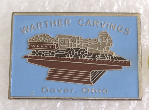 Broche collector souvenir de voyage touristique Warther Carvings Museum - Douvres, Ohio - Photo 1/2