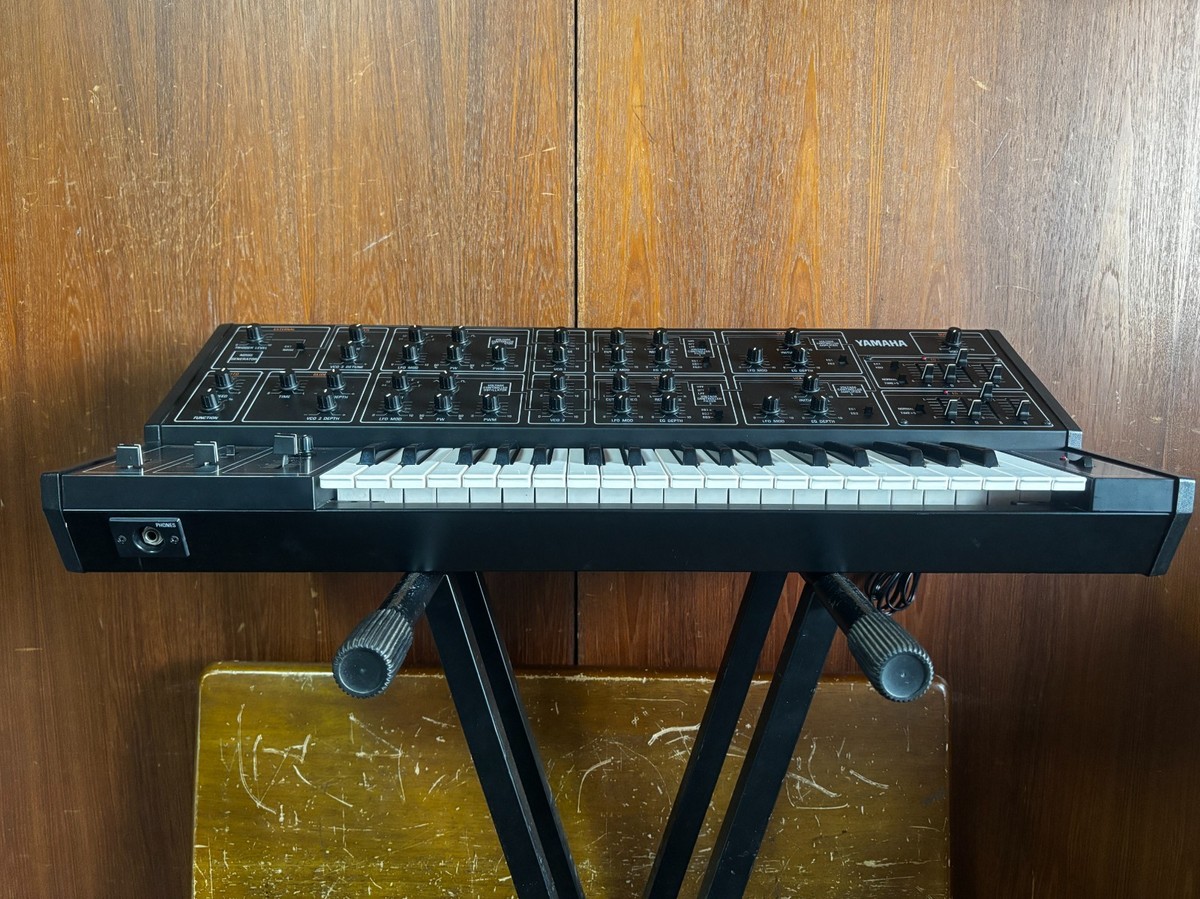 Yamaha CS-15 Vintage Analog Monophonic Synthesizer Working Classic