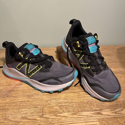 New Balance women s Nitrel V4 Trail Running Shoes WTNTRLC4 Gray Size 7.5
