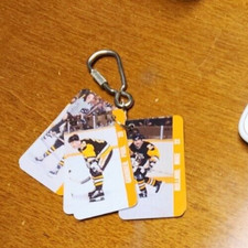 1983 PITTSBURGH PENGUINS  Team Photo Key Fob RICK KEHOE RANDY CARLYLE +++
