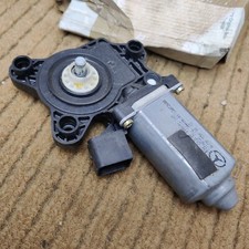 NEW Mercedes W220 S Class Window Motor Right Front Brose 2208204642 OSF NOS