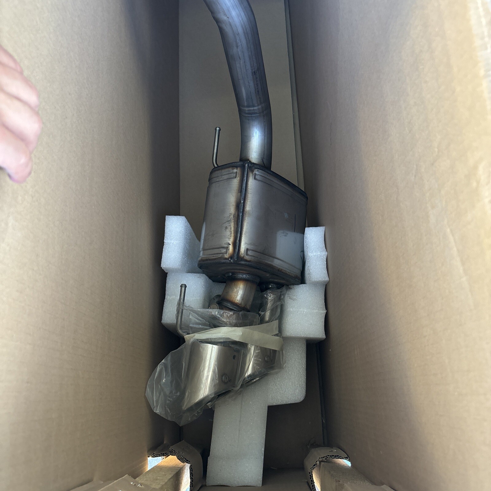 Maserati Ghibli, Left LH SILENCER EXHAUST PIPE Complete 670104138 #2180
