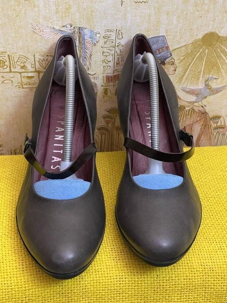 Women Heels Khaki 39