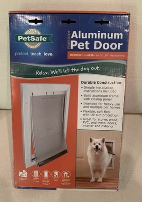 Brand New PetSafe Aluminum Pet Door Medium White 1-40 lb PPA00-10860 Dog
