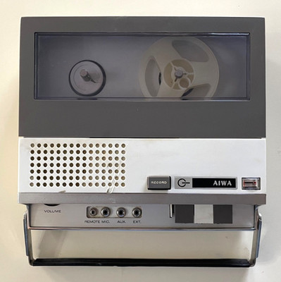 Vintage Aiwa TP-703 Portable Reel to Reel Tape Recorder UNTESTED No Power Chord!