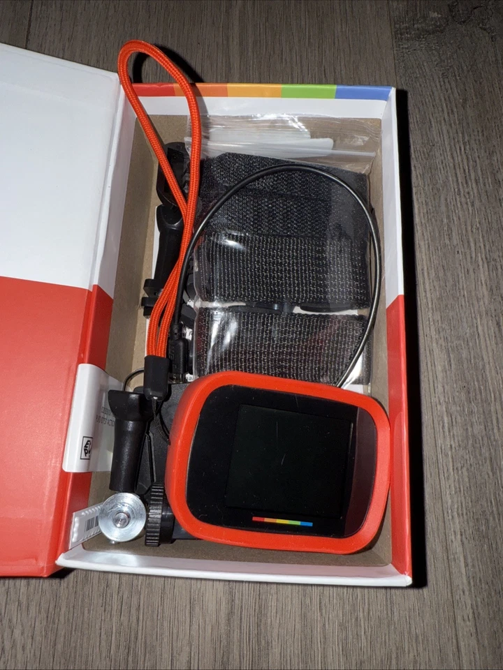 Polaroid iD757 Sport Action Waterproof Camcorder HD Video Camera 18 MP - Image 3 of 4