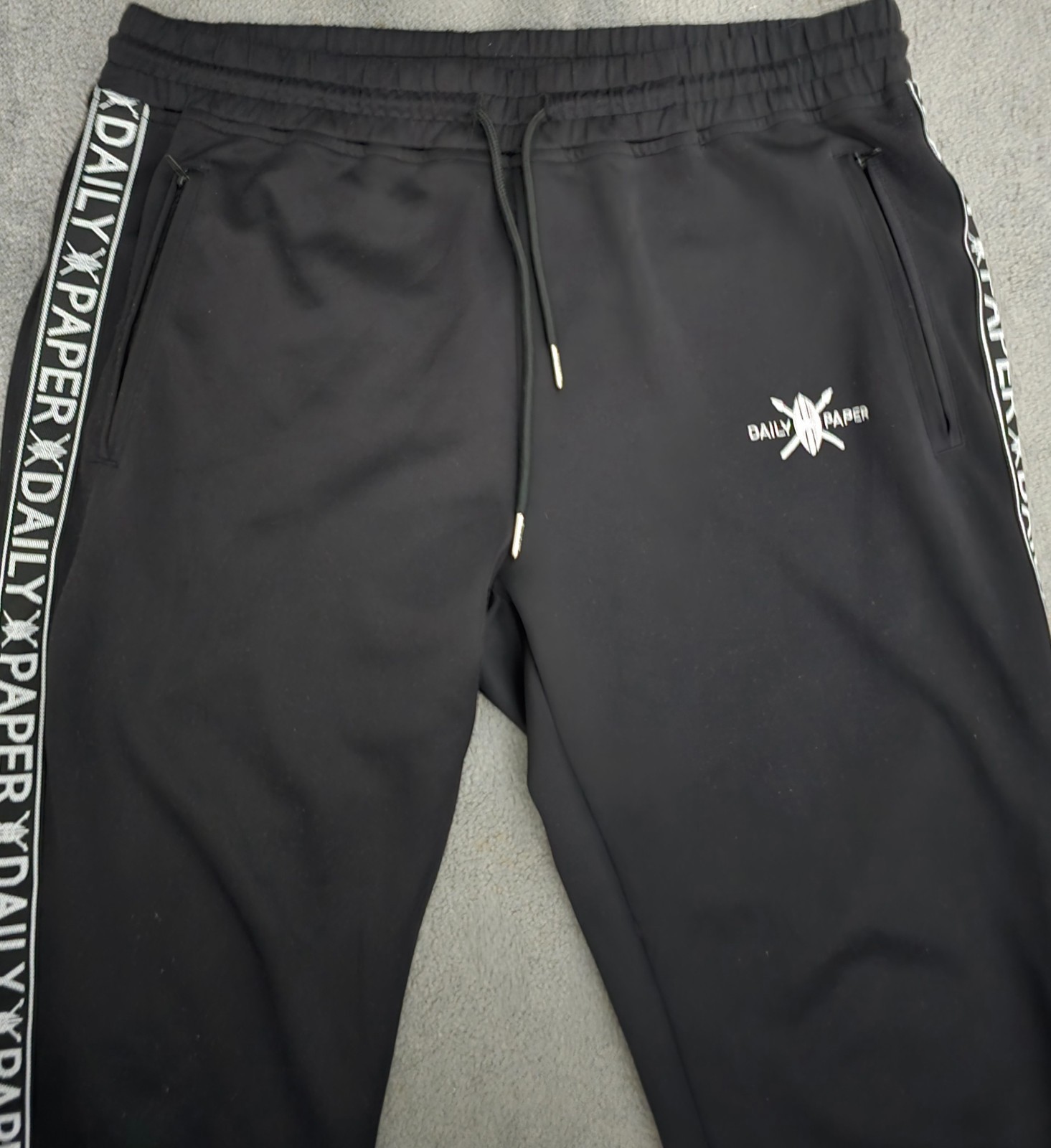 Daily Paper Joggers Mens Black Logo Tape Track Tapered Pants  sz-L image 4