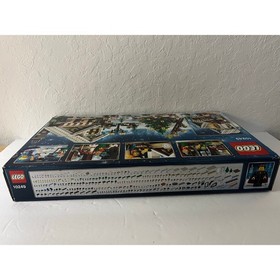 LEGO Creator Expert Winter Toy Shop set 10249 Winter Village Collection Series