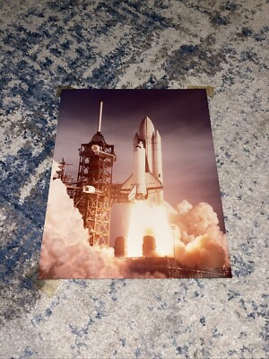 First Maned Space Shuttle Take Off Picture