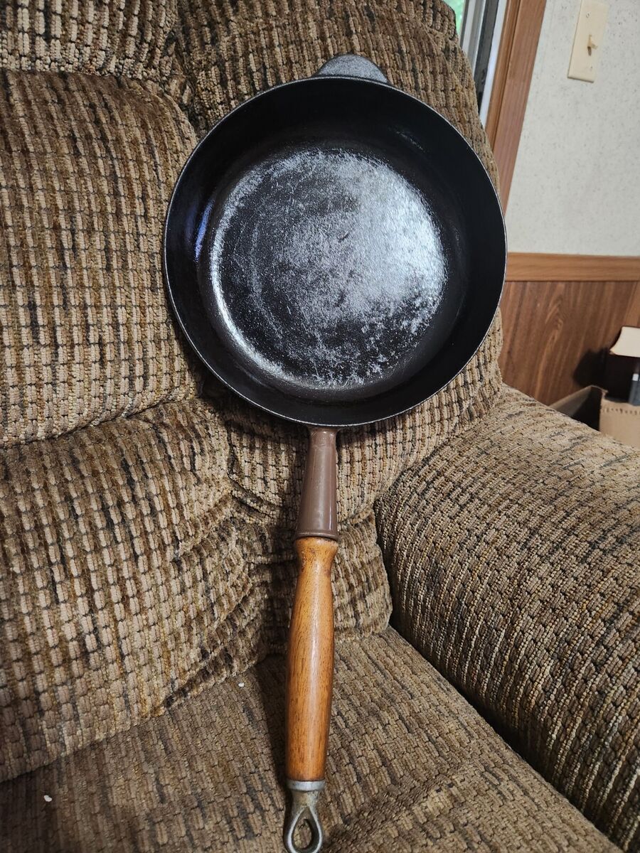 Vintage Cousances Cast Iron Skillet Wood Handle 22 Vintage Cousances Cast Iron Skillet Wood Handle 22