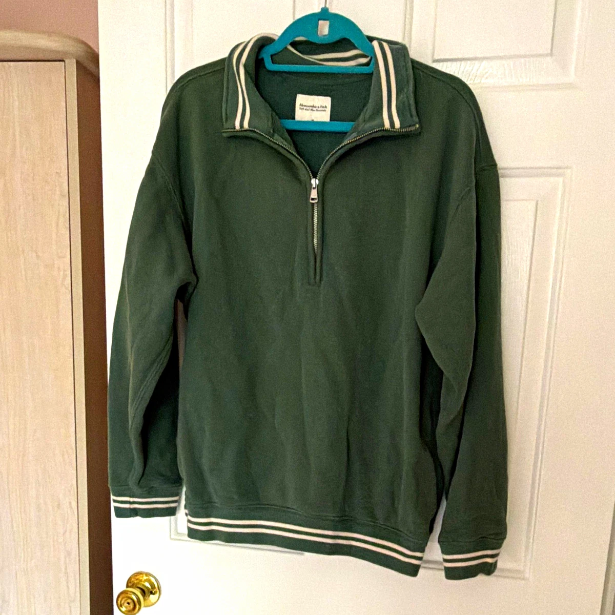 25+ Abercrombie & Fitch Green Hoodies & Sweatshirts for Men for