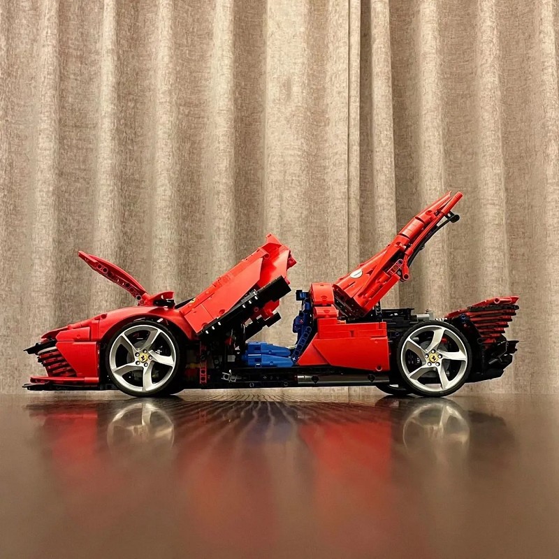 Unbranded Technic Ferrari Daytona SP3 Racing Car Model Building Kit Collectible