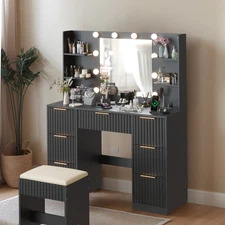 Fluted Vanity Table with Built-in Light Bulbs & Outlets Makeup Desk w/7 Drawer