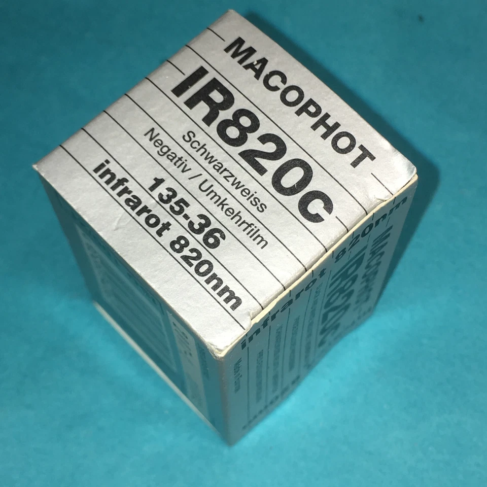 Película infrarroja Macophot IR820C 35 mm 36 caducada 2007 congelador almacenado desde nueva Foto 2 de 4
