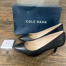 COLE HAAN The Go-to Stiletto Pump Black Leather Heels Size 9 New in Box W18173