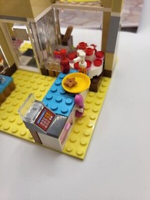 LEGO FRIENDS: Downtown Bakery (41006)