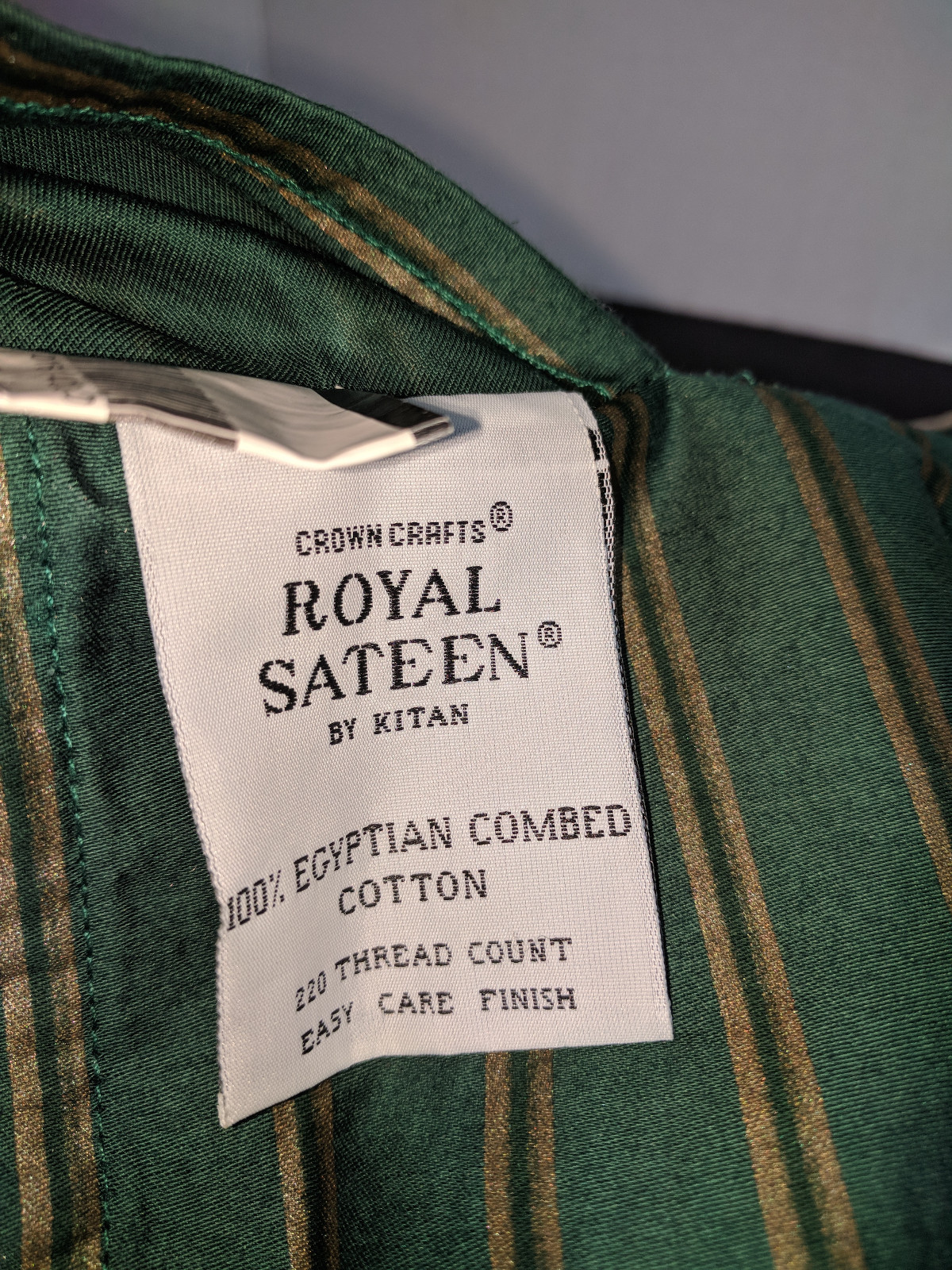 VTG ROYAL SATEEN BY 1989 KITAN 2 KING PILLOW SHAMS HUNTER GREEN GOLD