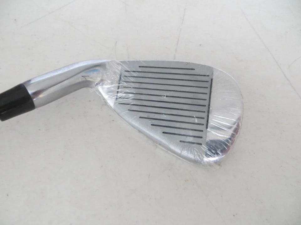 NEW - Junior Nitro Crossfire 7 Iron - Junior Flex Graphite Shaft RH - 26" - Image 3 of 4