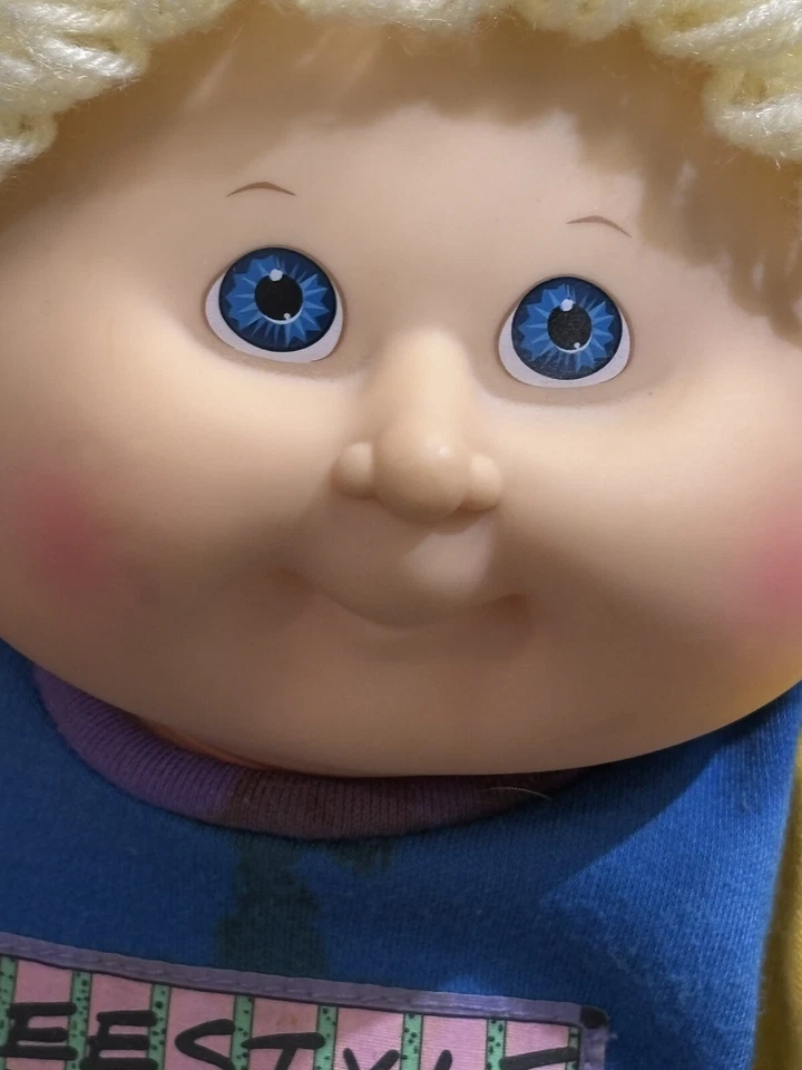 Cabbage Patch Kid “First Edition” Hasboro Vintage Skateboarder Clothes &Shoes - Image 3 of 4