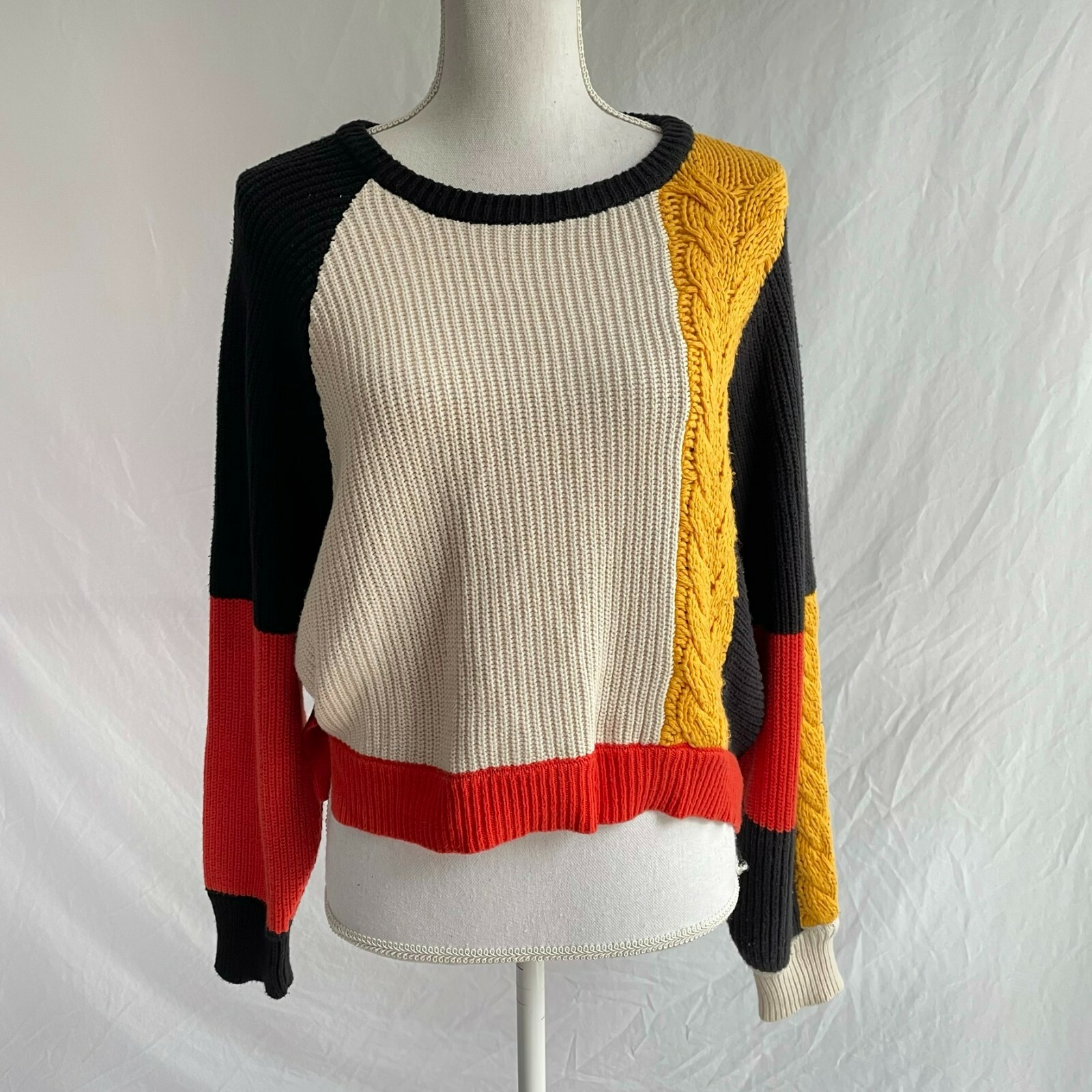 Moon Madison Sweater Colorblock Mixed 