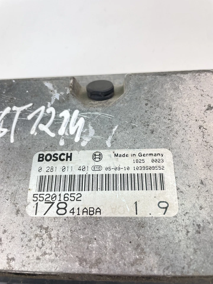 Centralina motore Fiat Strada Pick-up 178 ECU 55201652 0281011401 28262680 - Immagine 2 di 4