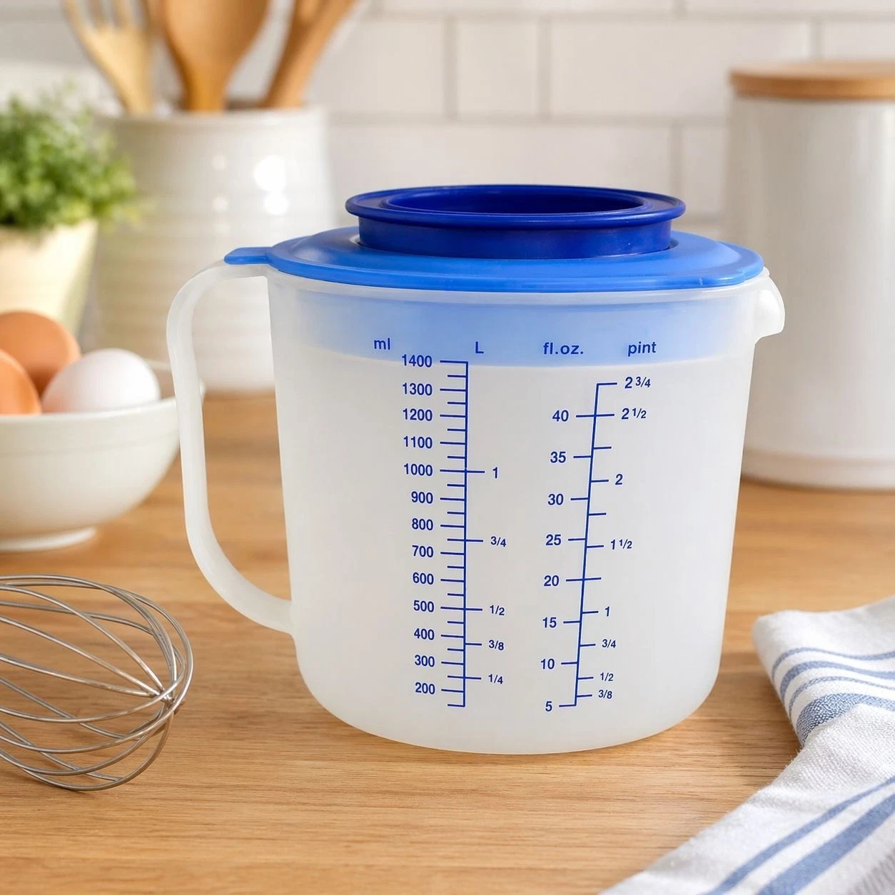 Vintage Tupperware Measuring Jug 1.25L Rühr Mix Stir Pitcher Blue Lid Kitchen