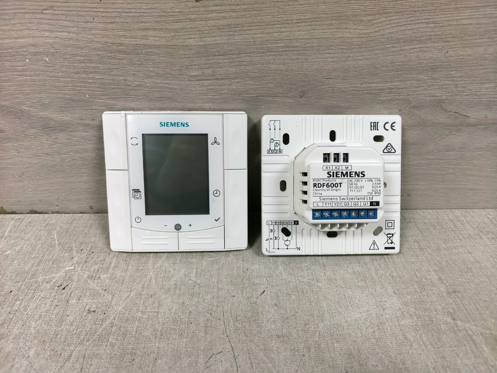 Siemens RDF600T SIEMENS RDF600T ROOM THERMOSTAT 230V 3