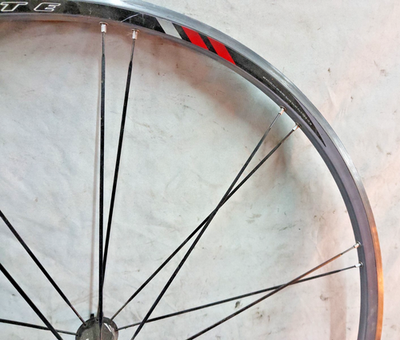 Trek Bontrager Race Lite 700c Road Bike WheelSet 24/20S Bladed