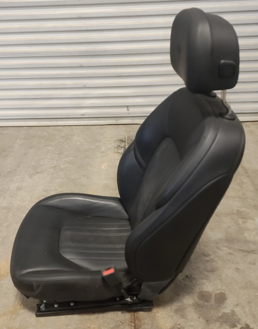 2017 MASERATI LEVANTE LEFT AND RIGHT FRONT SEAT PAIR BLACK LEATHER