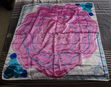 foulard en soie imprimé - taille 90*90 - Galimard - parfait état