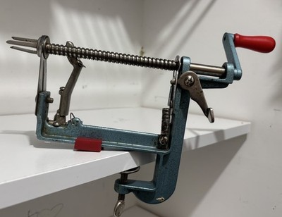 Kitchen Hand Turn  Apple Potato Peeler Slicer Peeling Machine Corer Tool Vintage