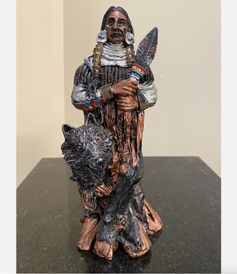 Native American Warrior Wolf Statue Western Totem Figurine Tribal Cabin Decor