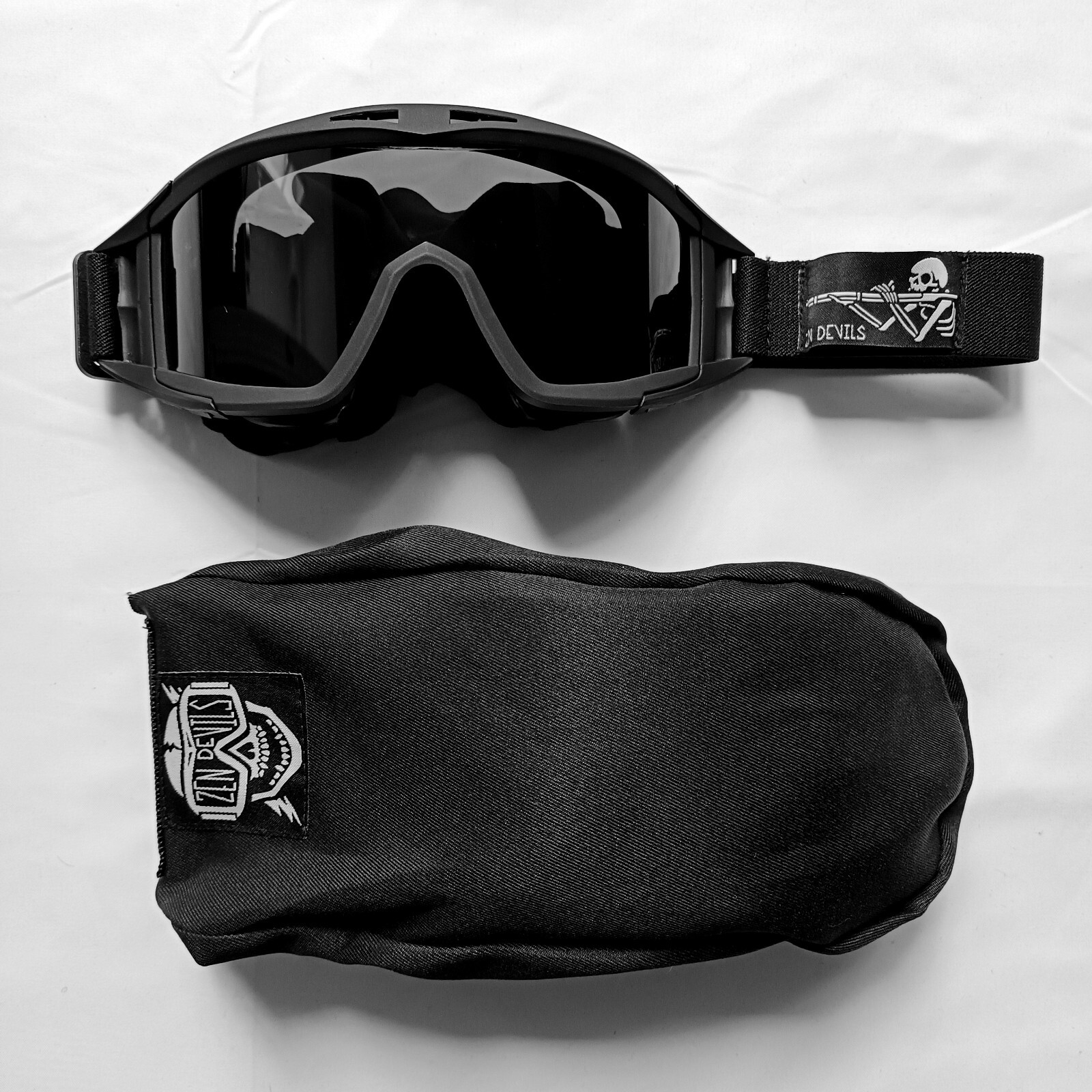 Ashes Storm Goggles Zen Devils masque techwear noir pour le airsoft militaire tactique
