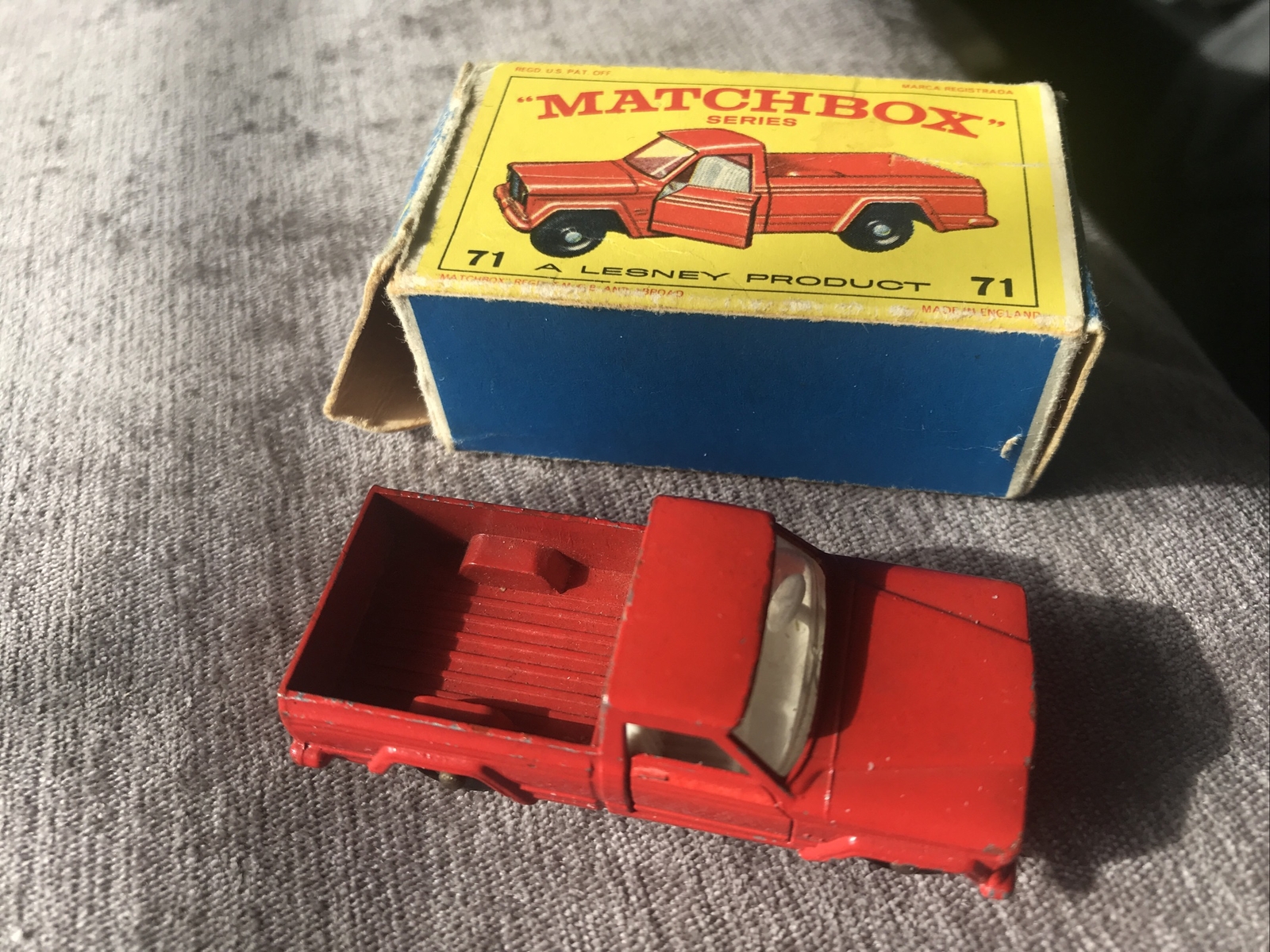 Matchbox 71b, Jeep Gladiator Pick Up - Free Price Guide & Review