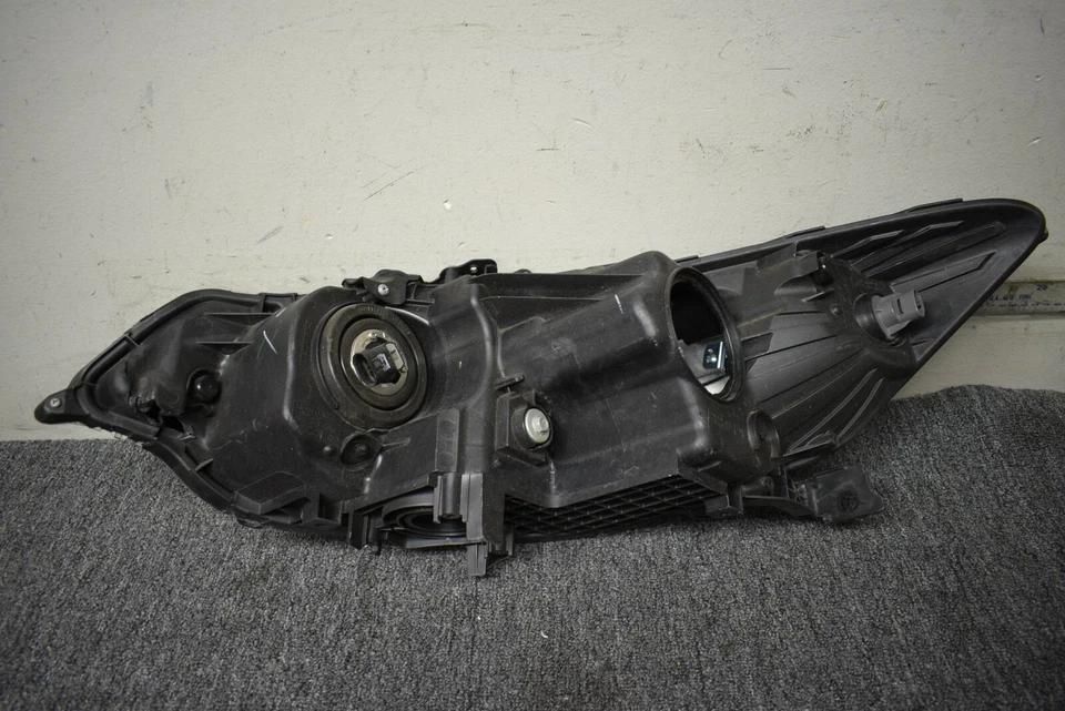 2009-2014 ACURA TSX ФАРЫ СПРАВА ЗАВОДСКОЙ OEM - Изображение 4 из 4