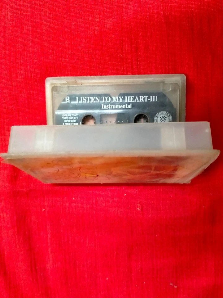 Archies Listen To My Heart 3  Clamshell RARE orig CASSETTE TAPE INDIA indian - Image 4 of 4