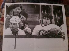 1983 KELLY HRUDEY NHL HOCKEY GOALIE PHOTO NEW YORK ISLANDERS HNIC NIGHT CANADA 