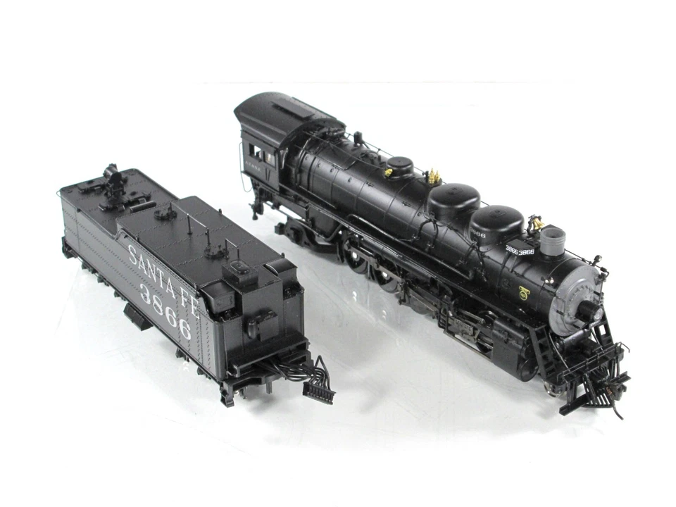 HO Scale **SANTA FE** 2-10-2 Locomotive 3866 --Broadway 2196, DCC Paragon2 Sound - Image 4 of 4