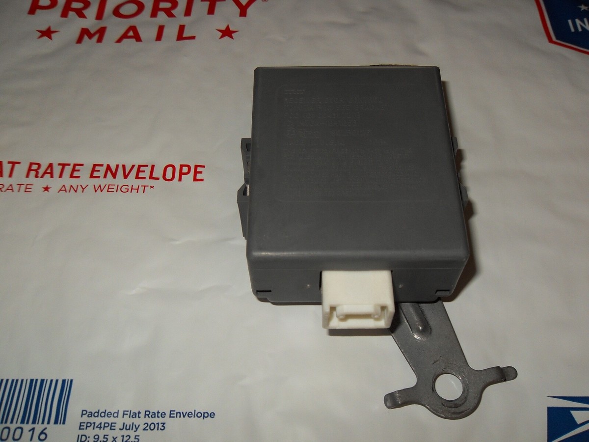 02-06 Toyota Camry DCR Keyless Entry Door Control Receiver Module