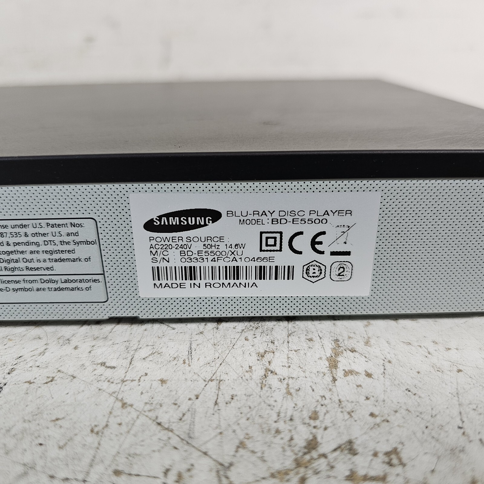Samsung BDE5500 Compact 3D BluRay DVD Player, fully tested and