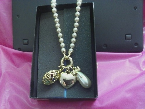 Joan Rivers necklace