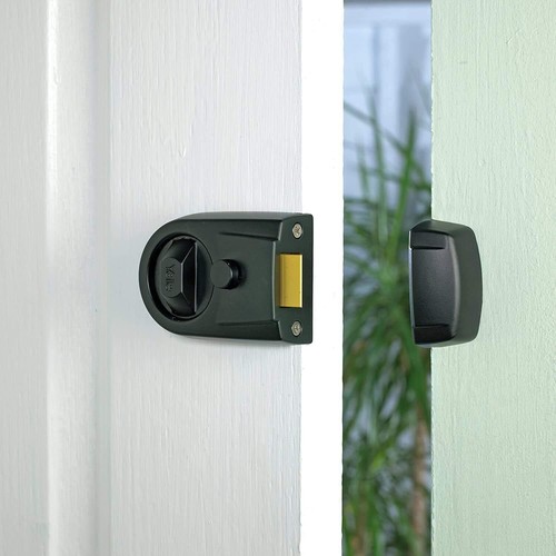 Yale Keyless Connected Door Lock - Lock/Unlock | PIN Code, Key Tag, Key Fob - Picture 8 of 20