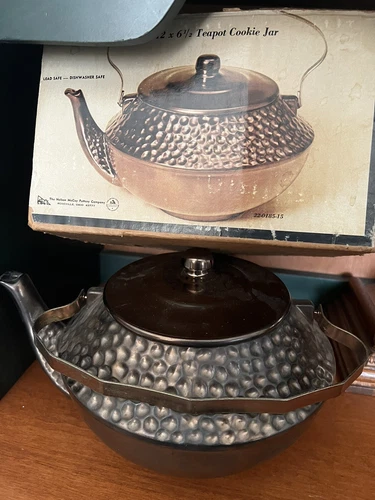 Vintge McCoy USA 185 Ceramic Tea Pot Cookie Jar  Copper Hammered Look Wire Bail
