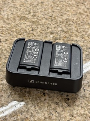 Sennheiser EW-D CHARGING SET Set of L 70 USB Charger 2 BA 70 Rechargeable Batt