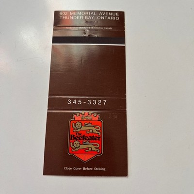 The Beefeater 802 Memorial Ave Thunder Bay ON Vintage Matchbook Cover SMM14-2