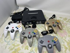 Nintendo N64 Console NUS-001 Bundle Power  AV Cables/4 Controllers - TESTED