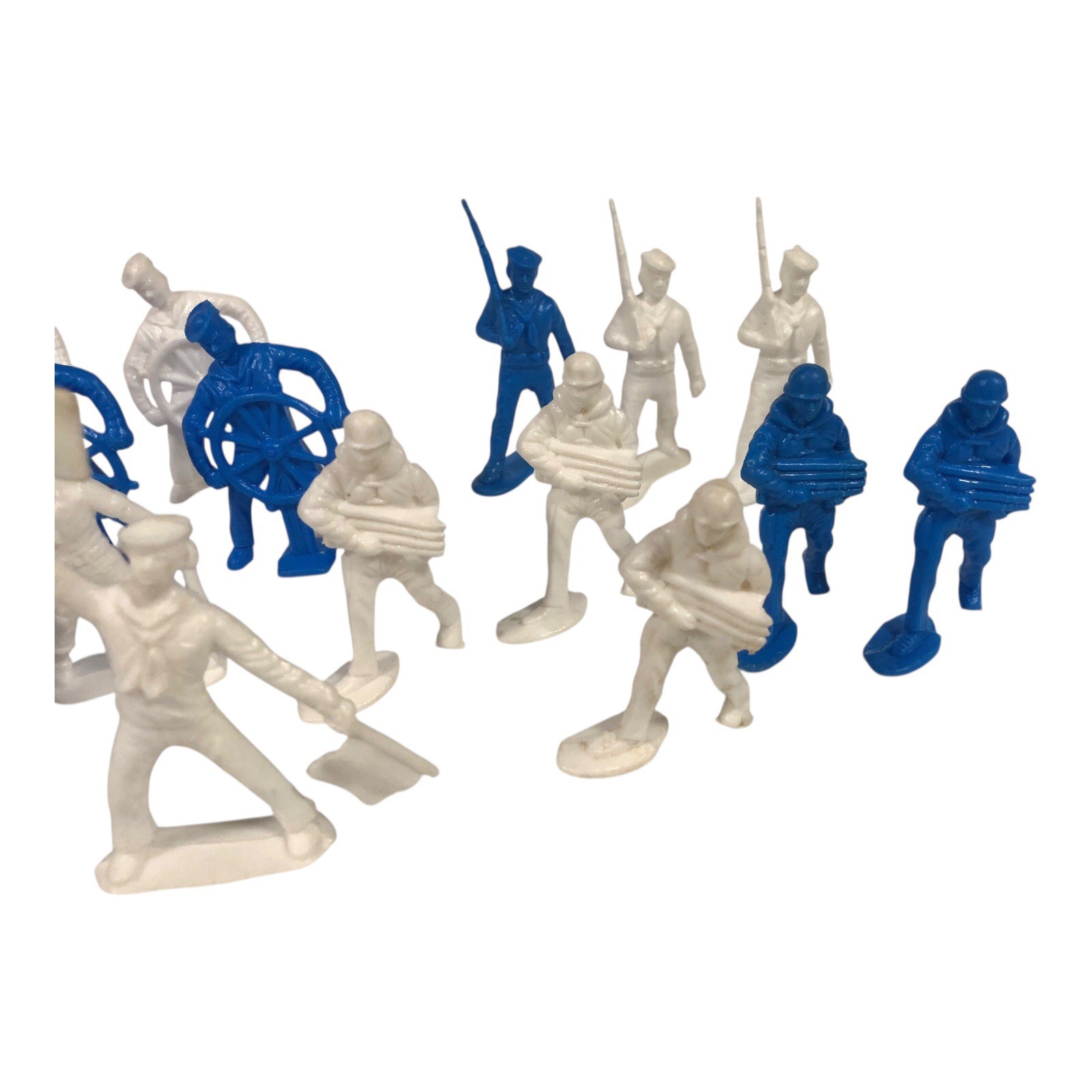 RARE Vintage 1960s TIM MEE Plastic Toy Soldiers (U.S. Navy Sailors) 24 Figures