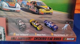1999 Winner's Circle Micro Machines Dale Earnhardt Checkered Flag Series NEW