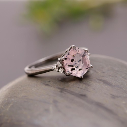 Natural Pink Dot Quartz Hexagon Ring 925 Sterling Silver Black Oxidized Jewelry - 第 18/24 張圖片